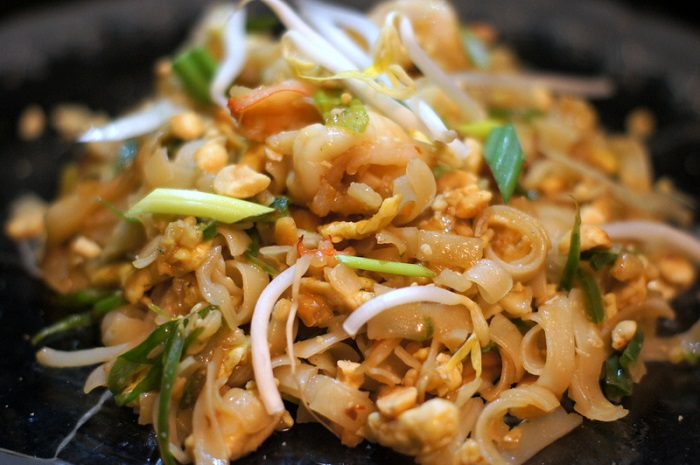 Quick and Easy Pad Thai 