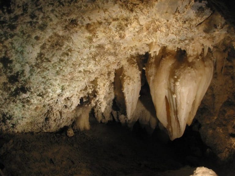 Timpanogos Cave
