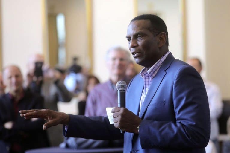 Burgess Owens Takes the Lead in Utah’s Fourth Congressional District