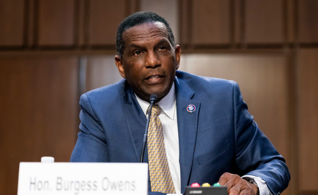 Burgess Owens Receives Scathing Review from Salt Lake Tribune