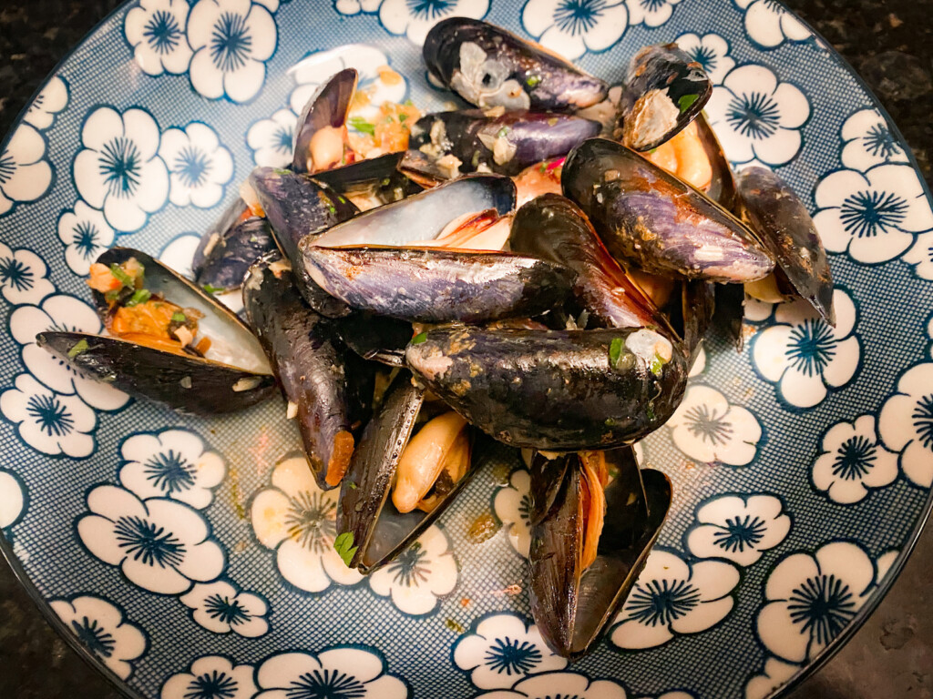 Mussels with Sambal Manis