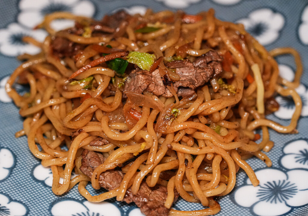 Classic Yakisoba Recipe: Japanese Stir-Fried Noodles with Beef and Veggies