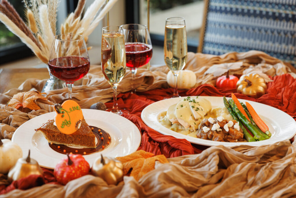 Your Guide to Thanksgiving Dinner in Utah: Restaurants & Takeout 2025